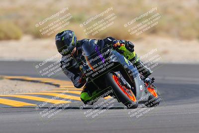 media/Oct-08-2022-SoCal Trackdays (Sat) [[1fc3beec89]]/Turn 16 (125pm)/